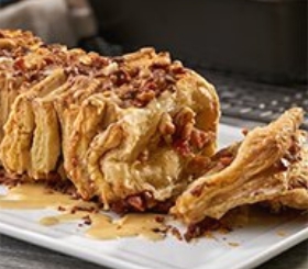 Pull-Apart Loaf with Maple Bacon