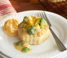 Cheddary Chicken & Broccoli in Pastry